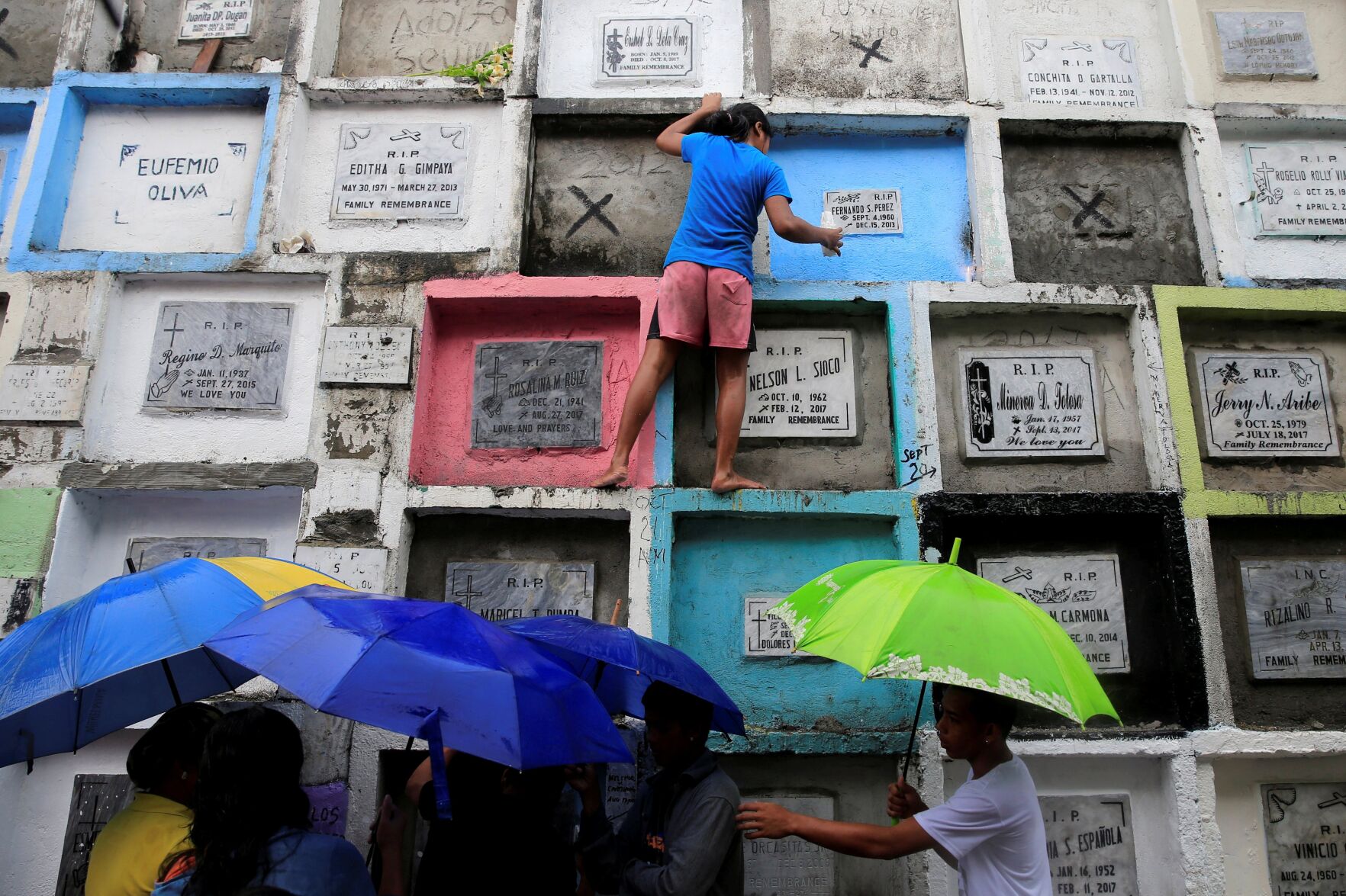 PHILIPPINES-CEMETERIES-ALL-SOULS